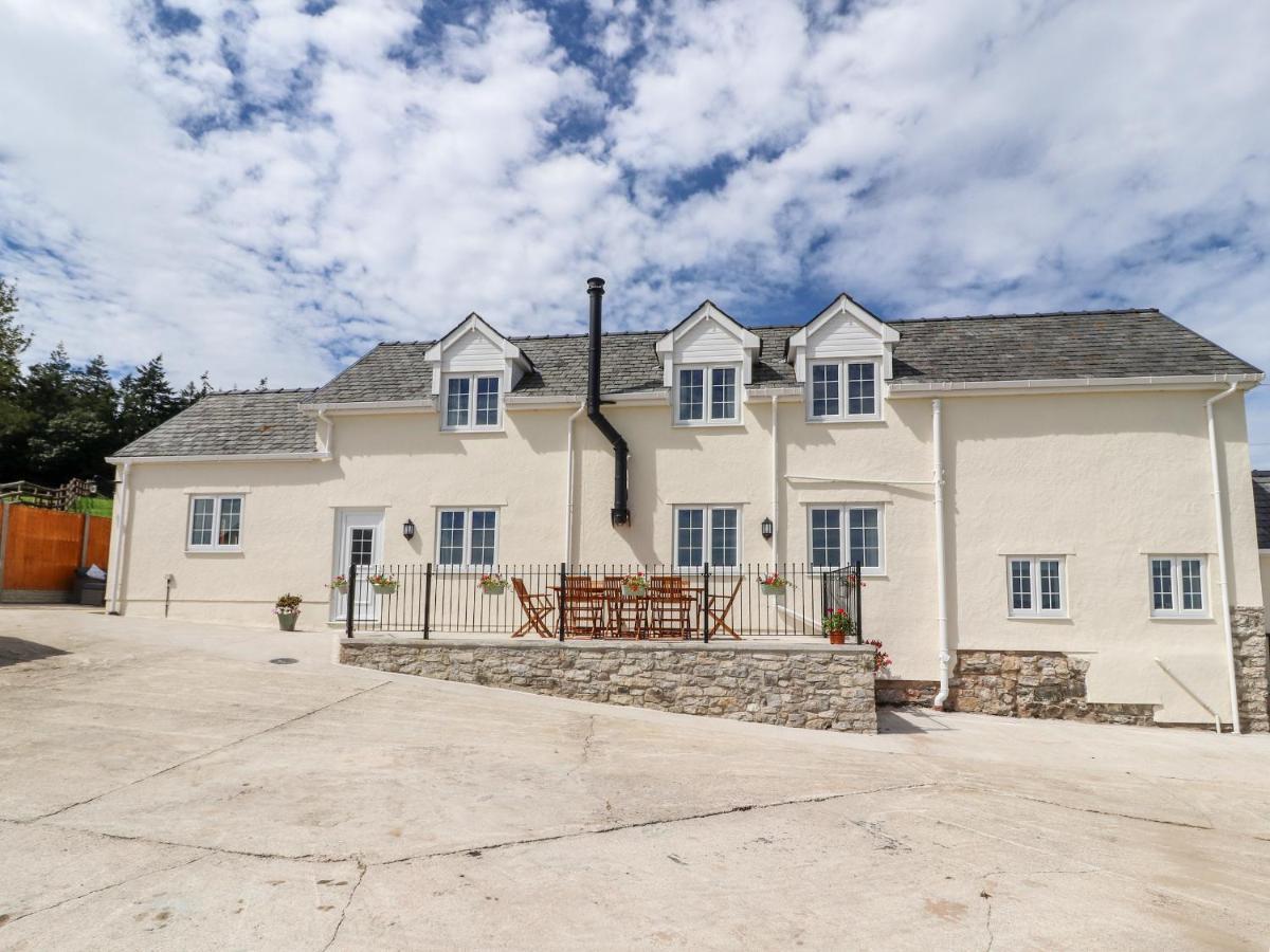 Delfryn Villa Denbigh Bagian luar foto