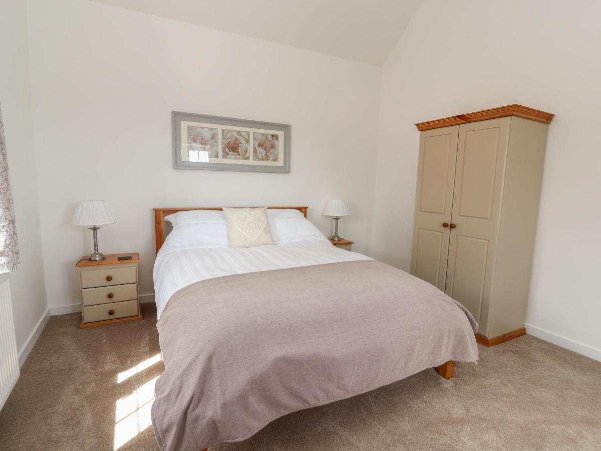 Delfryn Villa Denbigh Bagian luar foto