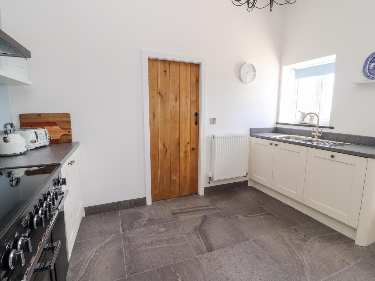 Delfryn Villa Denbigh Bagian luar foto