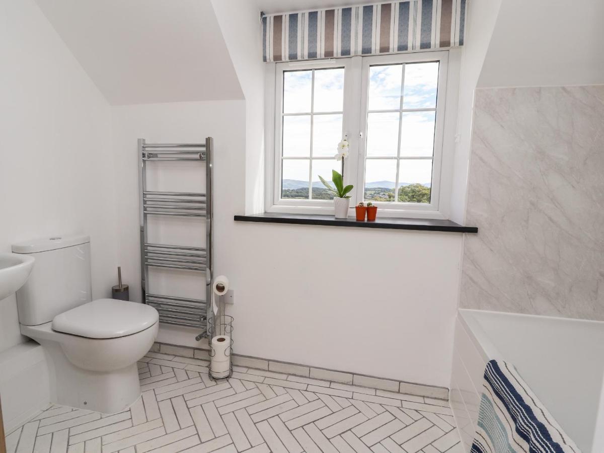Delfryn Villa Denbigh Bagian luar foto