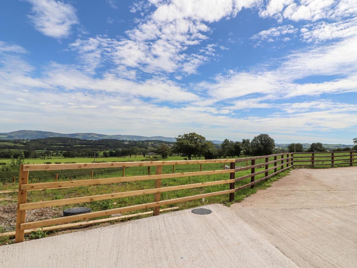 Delfryn Villa Denbigh Bagian luar foto
